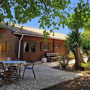  Chalet Mosquito